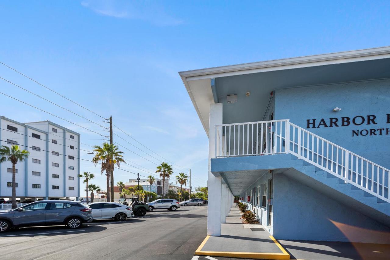 Funshine Sunset Beach St. Pete Beach Exterior photo