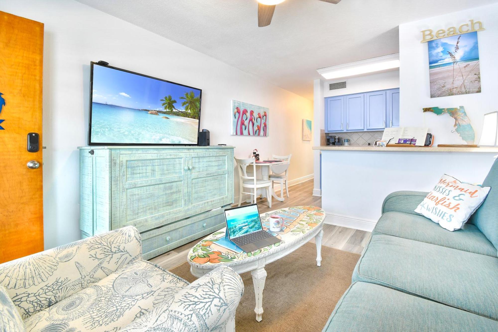 Funshine Sunset Beach St. Pete Beach Exterior photo